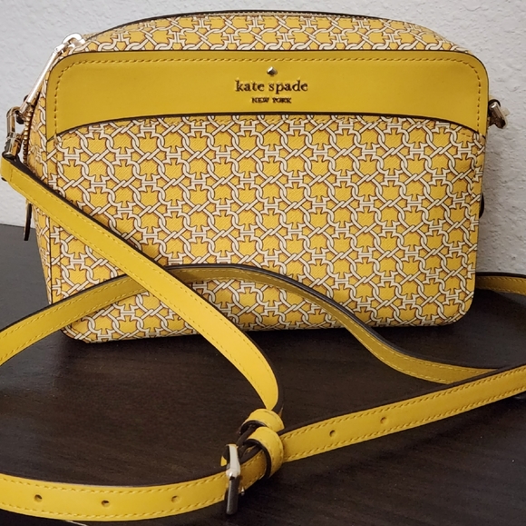 Kate Spade Crossbody - Picture 2 of 9